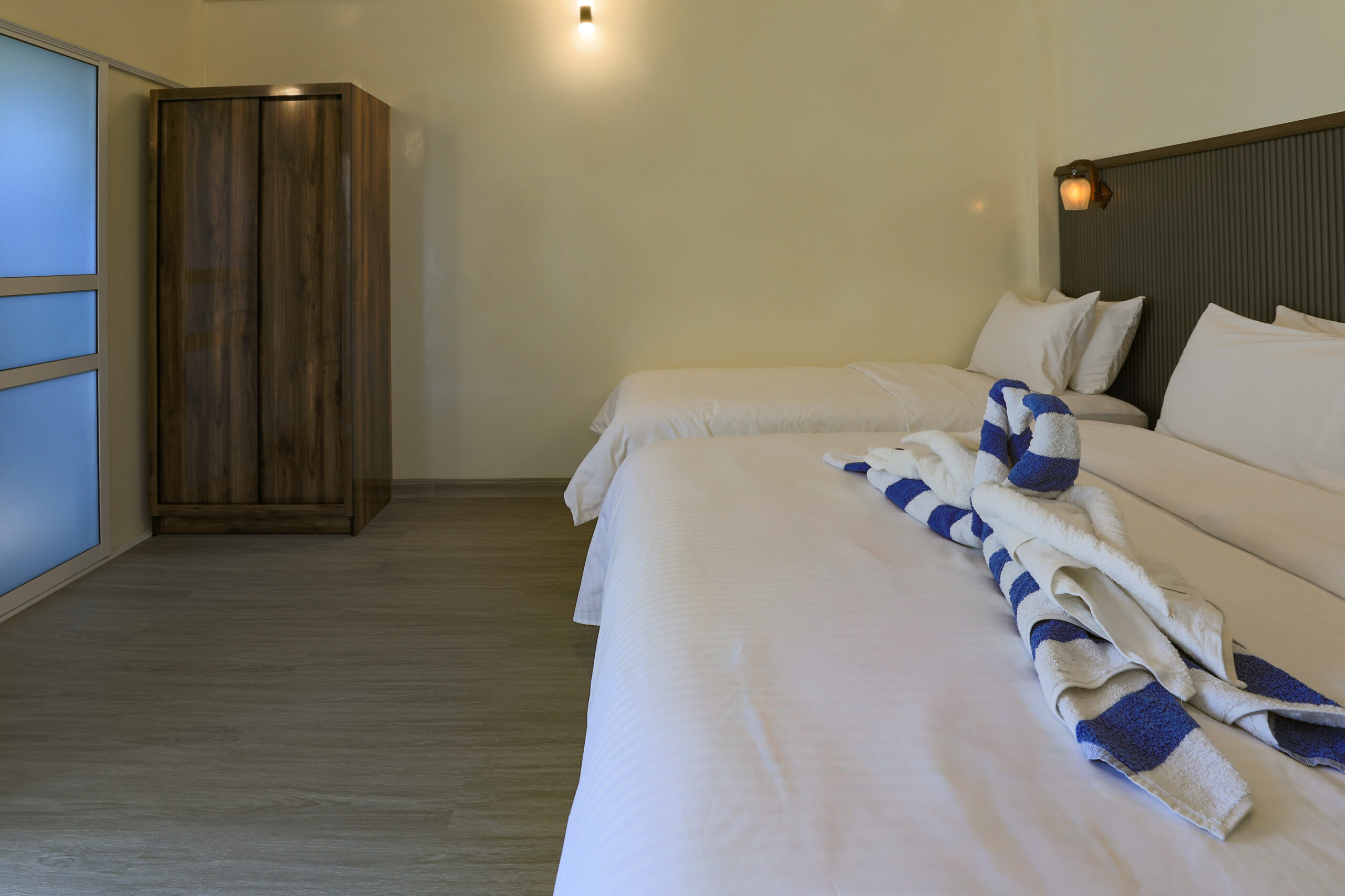 Deluxe Room with Island View Balcony + 1 Extra bed