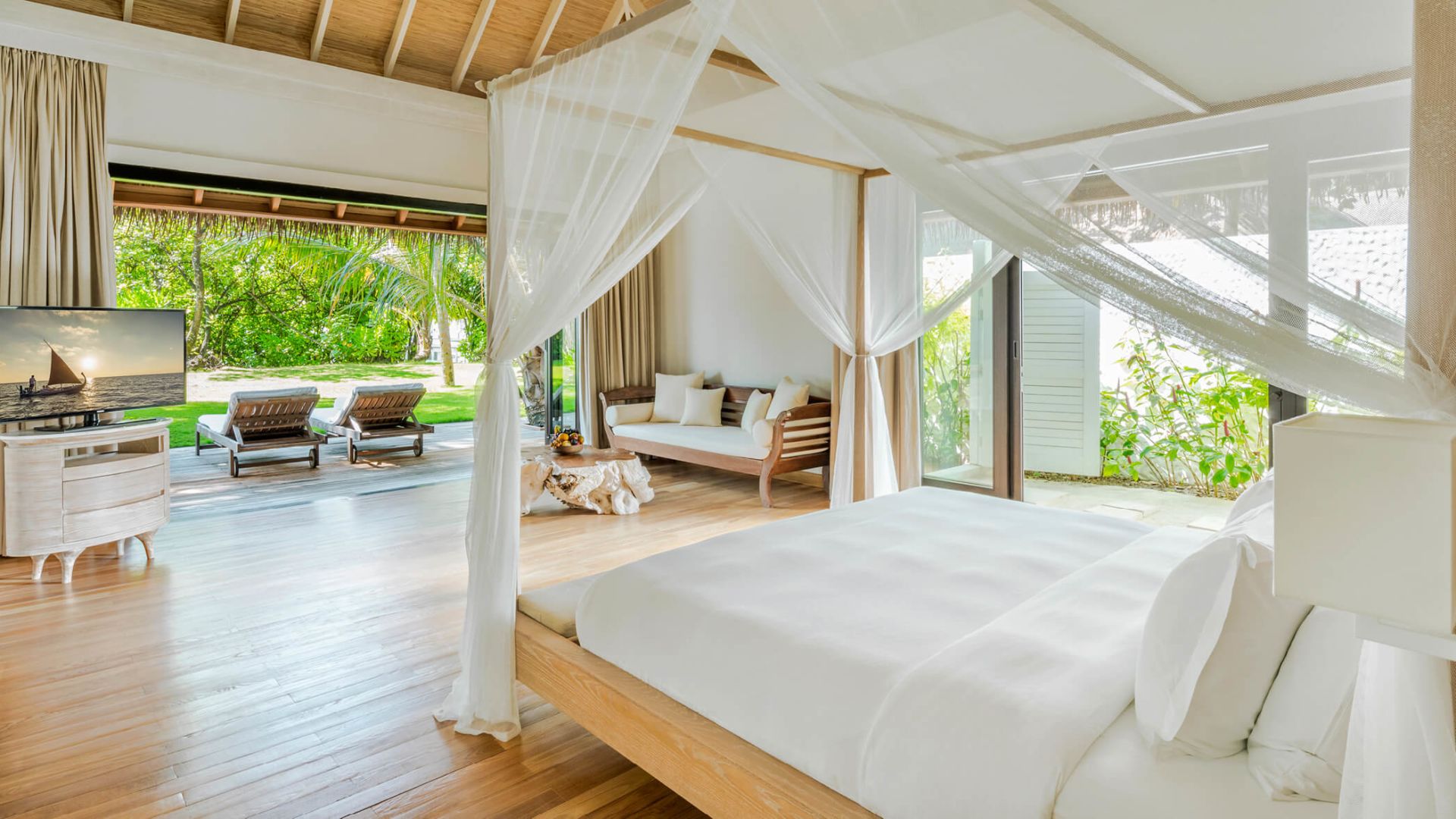 Maalifushi Beach Villa