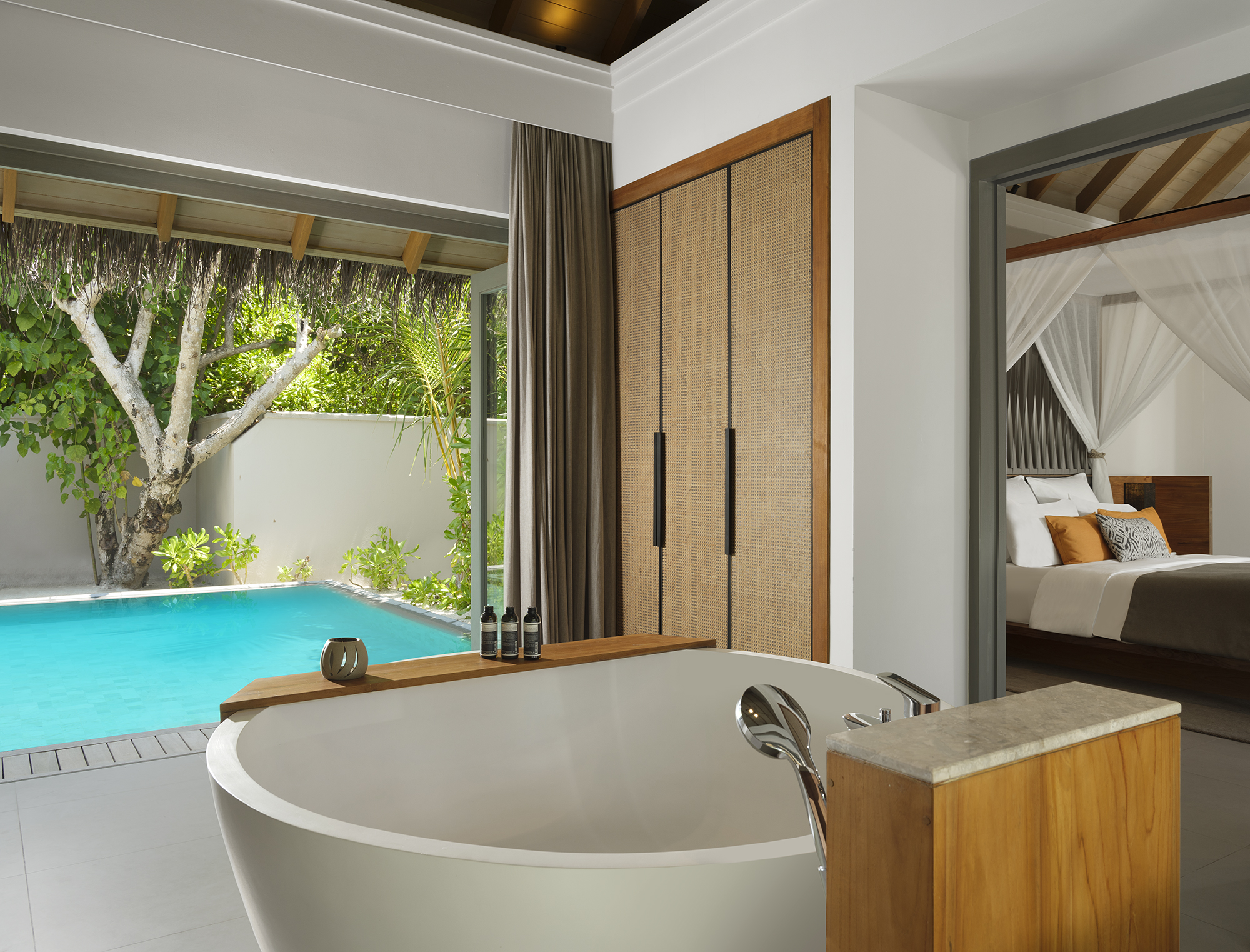 One Bedroom Deluxe Beach Pool Residence